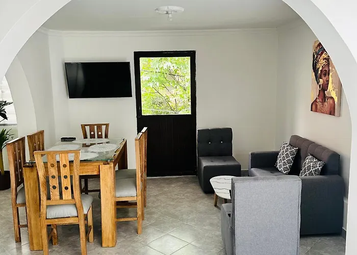 Hermoso Y Amplio Apartamento Cerca Al Centro De Medellin