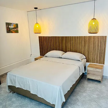 Hermoso Y Amplio Apartamento Cerca Al Centro De Medellin Exterior photo